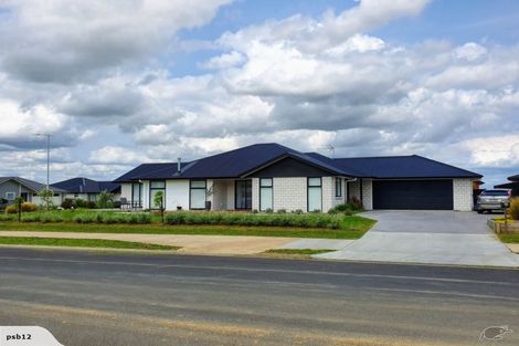 Photo of property in 5 Oak Ridge Drive, Te Awamutu, 3800