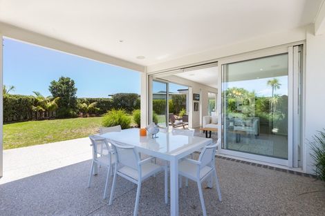 Photo of property in 2 Taumata Road, Omaha, Warkworth, 0986