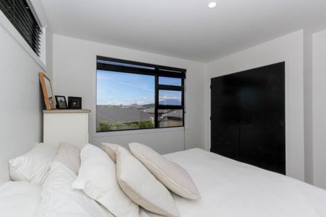 Photo of property in 3 Kotare Drive, Waiwhakaiho, New Plymouth, 4312