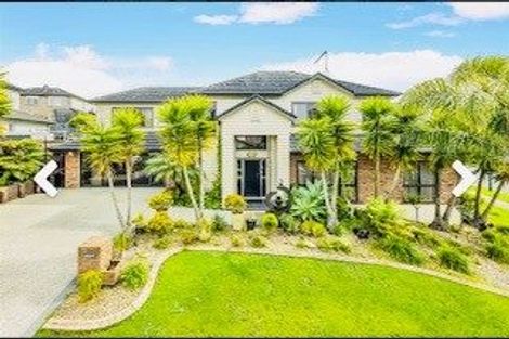 Photo of property in 1 Seresin Crescent, Flat Bush, Auckland, 2016