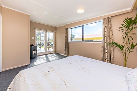 Photo of property in 218 Maunsell Road, Port Waikato, Tuakau, 2695