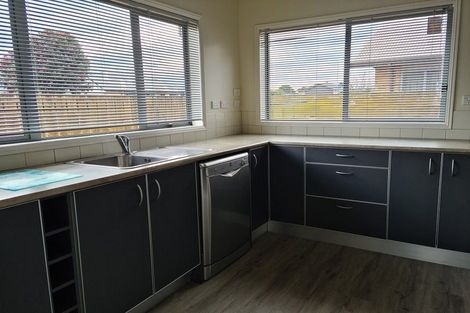 Photo of property in 40 Belvedere Road, Carterton, 5713