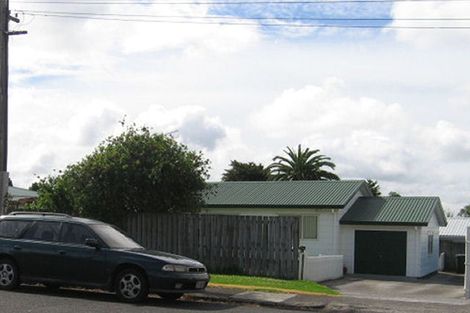 Photo of property in 1a Camp Road, Mount Wellington, Auckland, 1062