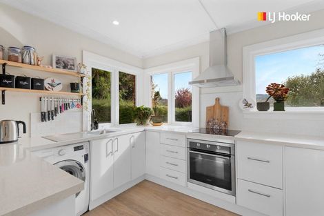 Photo of property in 8 Corbett Street, Green Island, Dunedin, 9018