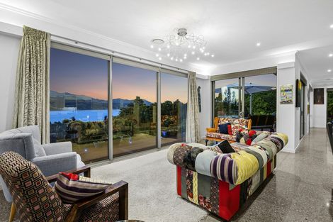 Photo of property in 28 Barling Street, Macandrew Bay, Dunedin, 9014