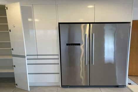 Photo of property in 2/13 Naviti Place, Browns Bay, Auckland, 0630