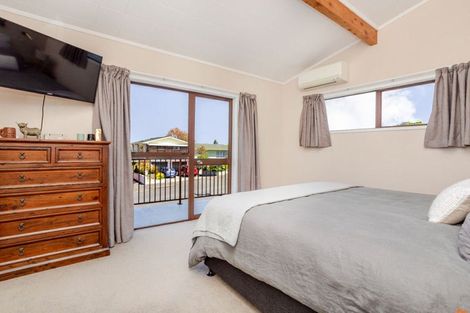 Photo of property in 3 Drummond Street, Dannevirke, 4930