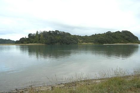 Photo of property in 311 Ruatuna Road, Waiotahe, Opotiki, 3198