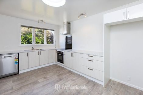 Photo of property in 21 Totara Park Road, Clouston Park, Upper Hutt, 5018