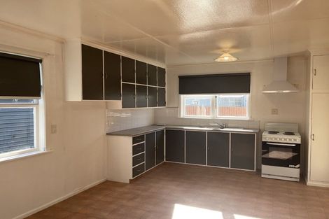 Photo of property in 2 Collingwood Street, Levin, 5510