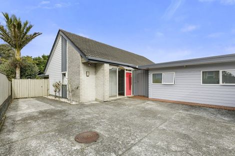 Photo of property in 76a Wai-iti Crescent, Woburn, Lower Hutt, 5010
