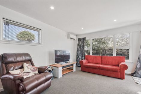 Photo of property in 7 Woodend Road, Woodend, 7610