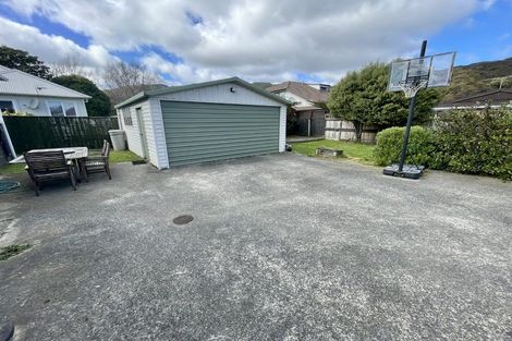 Photo of property in 38 Pilcher Crescent, Naenae, Lower Hutt, 5011