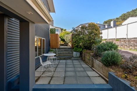 Photo of property in 68 Downing Street, Crofton Downs, Wellington, 6035