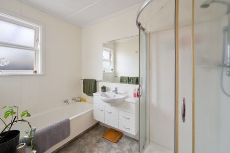 Photo of property in 99 Geddis Avenue, Maraenui, Napier, 4110