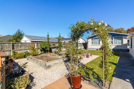Photo of property in 424 Memorial Avenue, Burnside, Christchurch, 8053