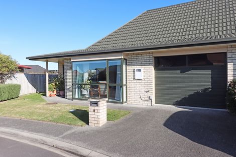 Photo of property in Villa Estate, 60/55 Armstrong Avenue, Carterton, 5713