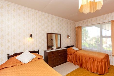 Photo of property in 5 Renown Place, Spotswood, New Plymouth, 4310