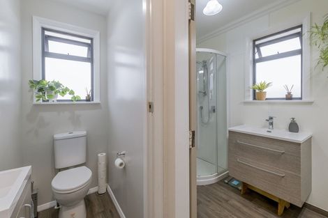 Photo of property in 14 Quinn Road, Levin, 5510