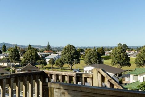 Photo of property in 10b Hilltop Road, Parkvale, Tauranga, 3112