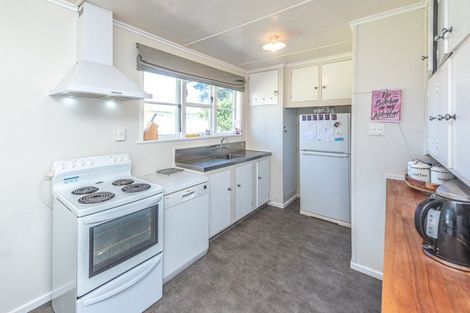 Photo of property in 73 Harper Street, Gonville, Whanganui, 4501