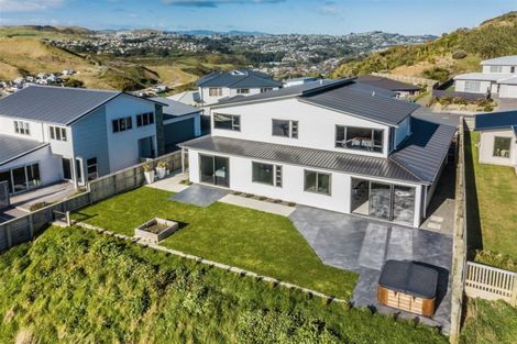 Photo of property in 11 Foxham Terrace, Churton Park, Wellington, 6037