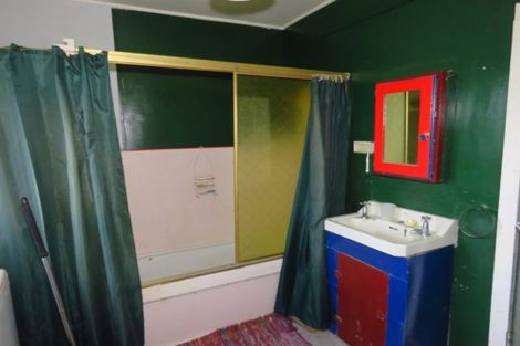 Photo of property in 9 Main Road, Hector, 7822