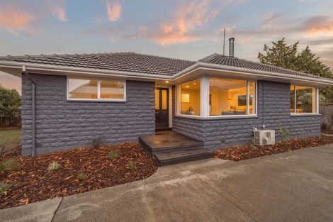 Photo of property in 19 Eglinton Street, Avondale, Christchurch, 8061