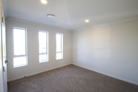 Photo of property in 13 Maka Terrace, Orewa, 0931