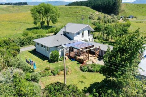 Photo of property in 94 Glengarry Road, Dannevirke, 4978