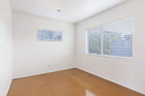 Photo of property in 12 North West Anchorage, Omaha, 0986