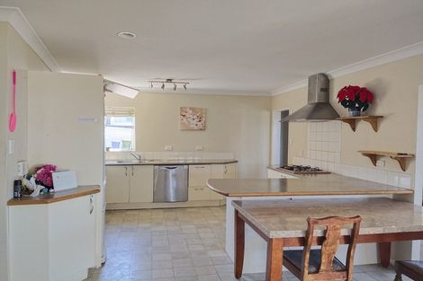 Photo of property in 79 Tirimoana Road, Te Atatu South, Auckland, 0602