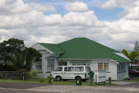 Photo of property in 2/27 St Georges Road, Avondale, Auckland, 0600