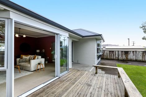 Photo of property in 24 Tokomaru Street, Welbourn, New Plymouth, 4312