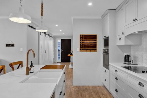 Photo of property in 8 The Terrace, Bell Block, New Plymouth, 4312