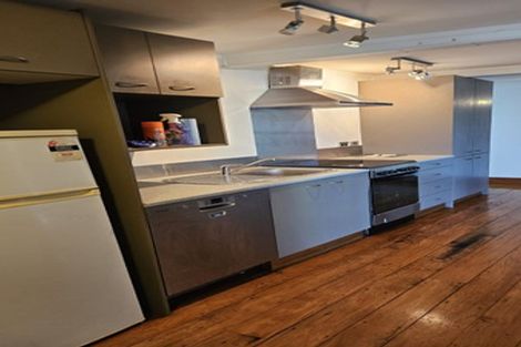 Photo of property in 58 Wilson Street, Newtown, Wellington, 6021