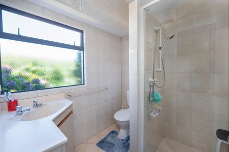 Photo of property in 75b Harvey Street, Waipahihi, Taupo, 3330