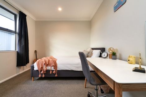 Photo of property in 4 Wanaka Place, Poraiti, Napier, 4112