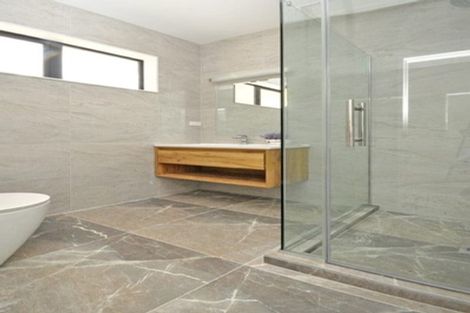 Photo of property in 93 Nobilo Road, Kumeu, 0810