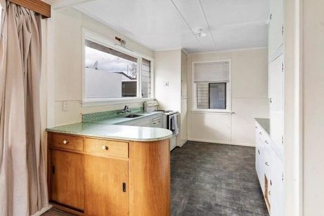 Photo of property in 6 Tait Crescent, Featherston, 5710