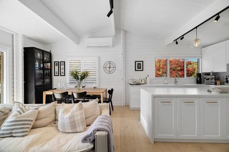 Photo of property in 13 Argyle Place, Arrowtown, 9302