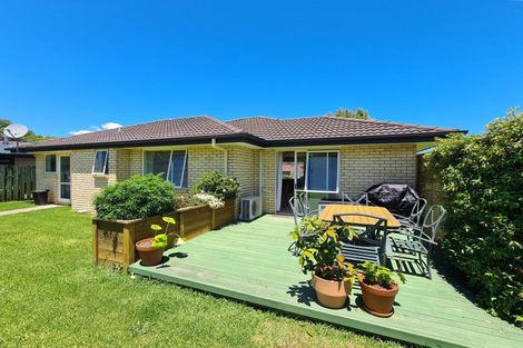 Photo of property in 15 Allman Drive, Coromandel, 3506