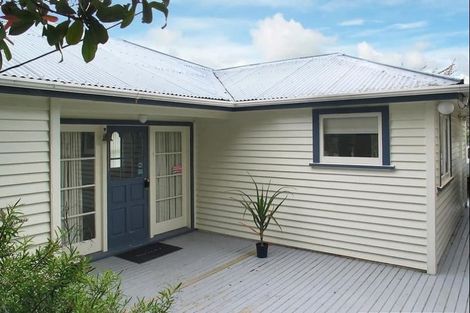 Photo of property in 55 Handyside Street, Tawa, Wellington, 5028