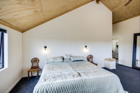 Photo of property in 76 Te Kapua Rise, 4182