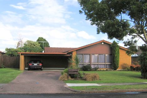 Photo of property in 32 Raddock Place, Farm Cove, Auckland, 2012
