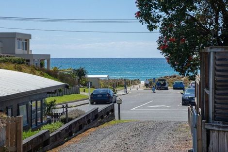 Photo of property in 398b Oceanbeach Road, Mount Maunganui, 3116