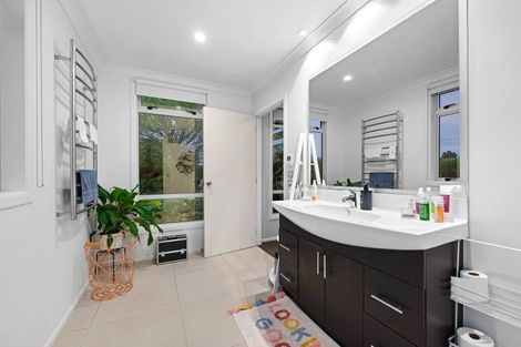 Photo of property in 21 Norfolk Drive, Cambridge, 3434