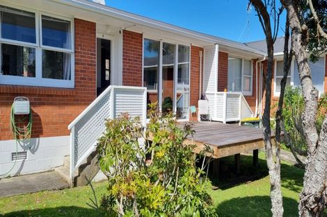 Photo of property in 2/83 Nile Road, Milford, Auckland, 0620