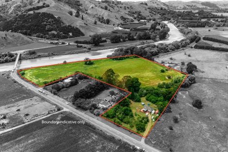 Photo of property in 90 Kanakanaia Road, Te Karaka, 4022