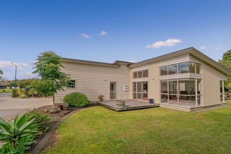 Photo of property in 14 Heritage Close, Whitianga, 3510